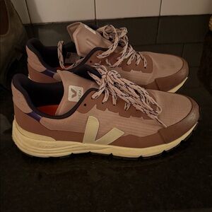 Veja Runner Sneakers in Mauve, Cream, and Navy